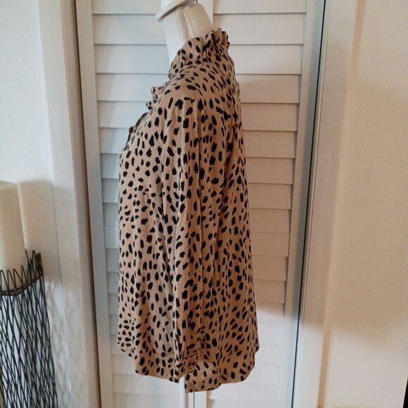 Crown & Ivy Tan Meow Leopard Print Ruffleneck long sleeve blouse L NEW - Picture 6 of 9